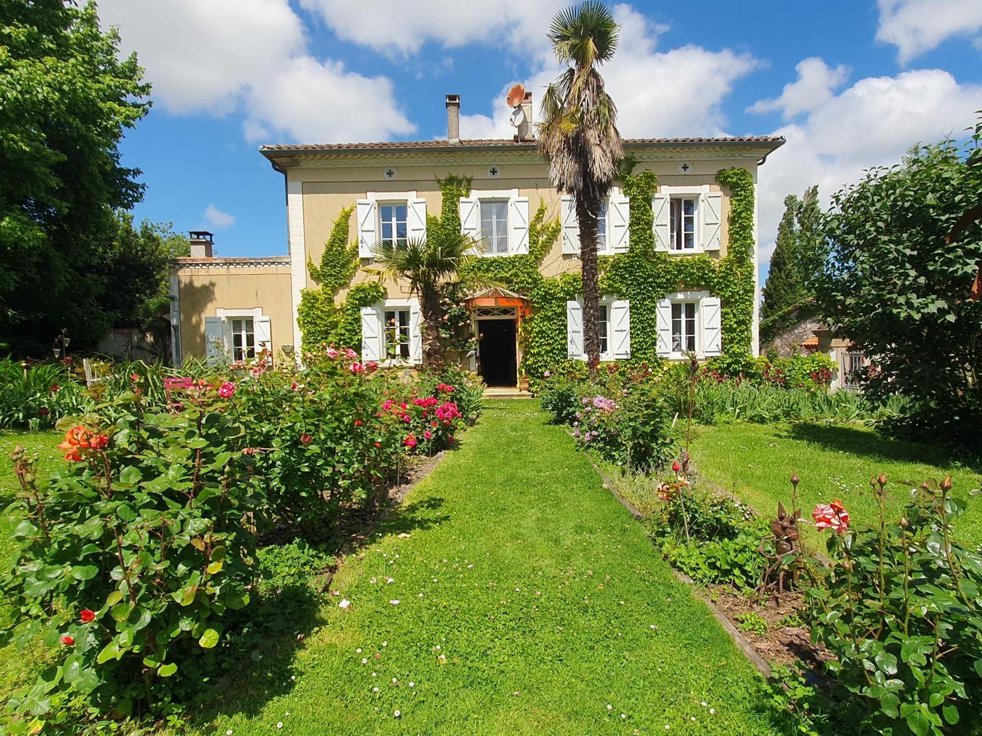 Pause Campagne - Chambres D'Hotes Pouy-de-Touges المظهر الخارجي الصورة